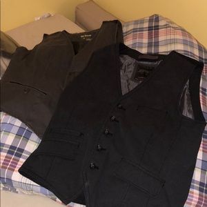 Button up vests bundle